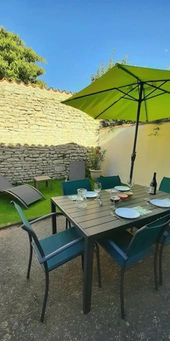 Delicieux Moment De Detente Au Coeur De Saint Martin De Re Kültér fotó